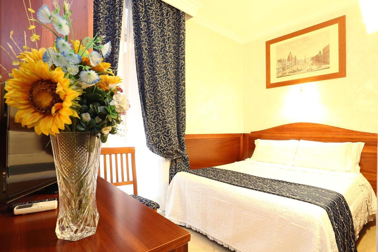 Adorasuite B&B Rzym Zewnętrze zdjęcie